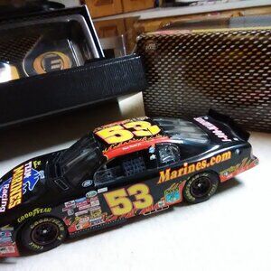 Hank Parker JR 1/24 Team Marines Racing 2000 Monte Carlo 1:24 scale diecast car